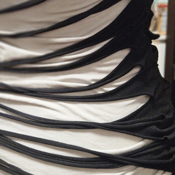 NWT Echo Shredded Dress And Gloves Set DARKER WAV XXL - Picture 6 of 12